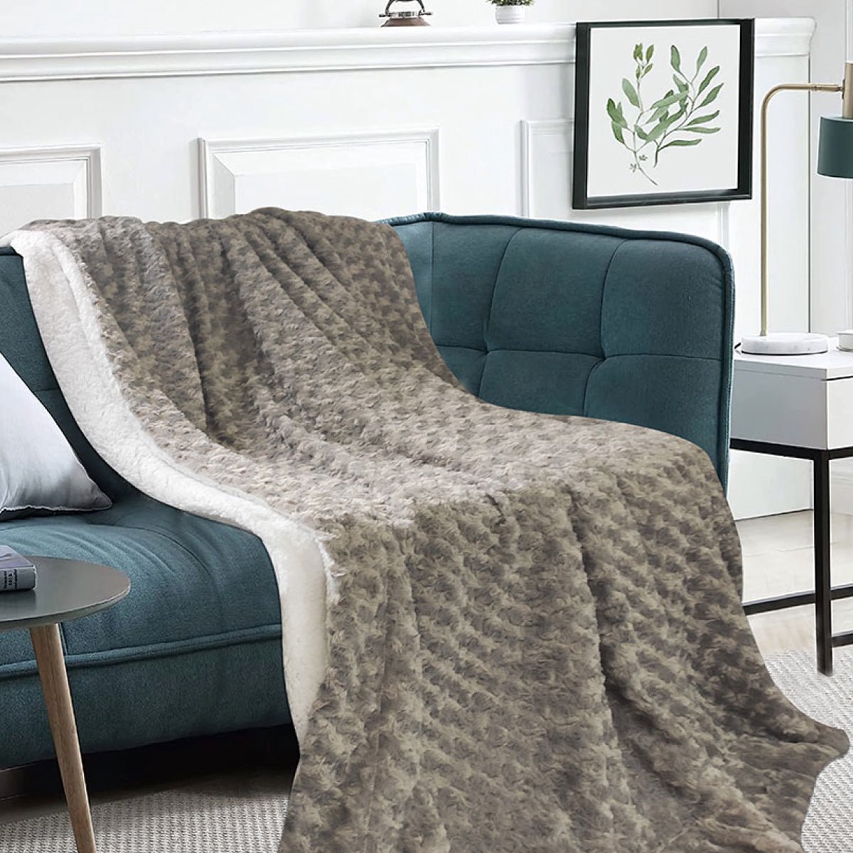 Roman Rabbit Fur Reverse To Sherpa – Magasins Hart | Hart Stores