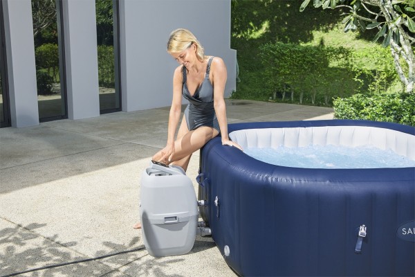 SaluSpa® ''Hawaii Smart AirJet™'' Spa gonflable avec contrôle via l'application, 4 à 6 personnes