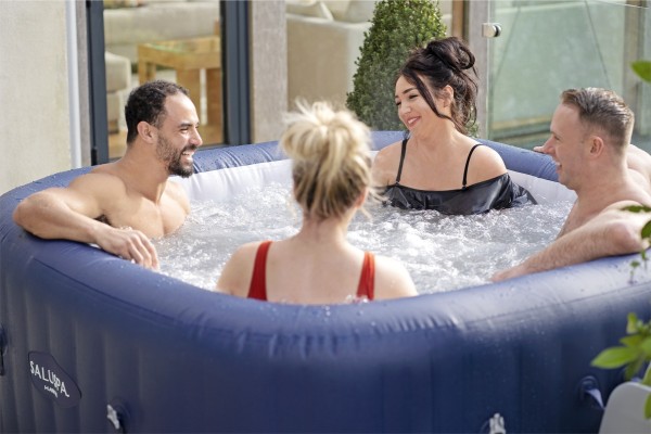 SaluSpa® ''Hawaii Smart AirJet™'' Spa gonflable avec contrôle via l'application, 4 à 6 personnes