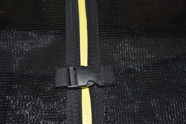 Trampoline de 12 pieds avec filet de sécurité et échelle. Taille : 366 cm de diamètre, 89 cm de hauteur.