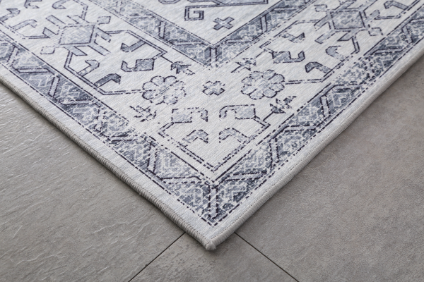 LAUREN TAYLOR - MINA Persian Look Rug