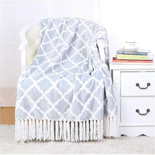 Lauren Taylor - Printed Throw with Fringe, Blue Trellis - Magasins Hart | Hart Stores