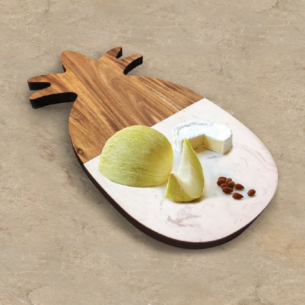 À la Cuisine - Acacia & White Marble Pineapple Board - Magasins Hart | Hart Stores