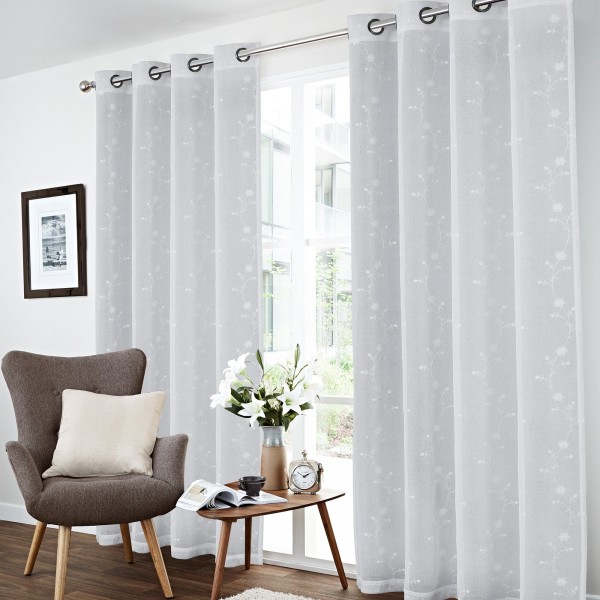 Set of 2 - Miranda white embroidered grommet top panels 52x84 - Magasins Hart | Hart Stores