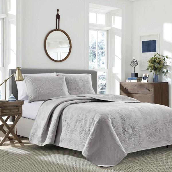 Carlyle - 3 Piece Quilt Set