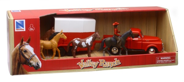 Valley Ranch - Camion vintage et remorque à chevaux