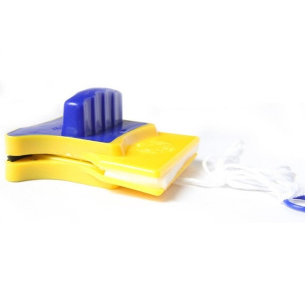 Magnetic Glass Cleaner