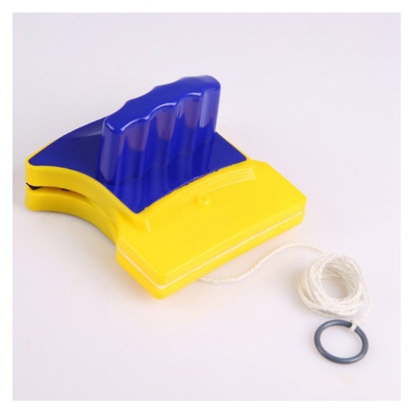 Magnetic Glass Cleaner