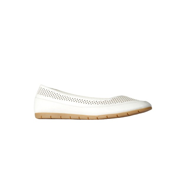 Comfy Perforated Ballerinas - White - Magasins Hart | Hart Stores