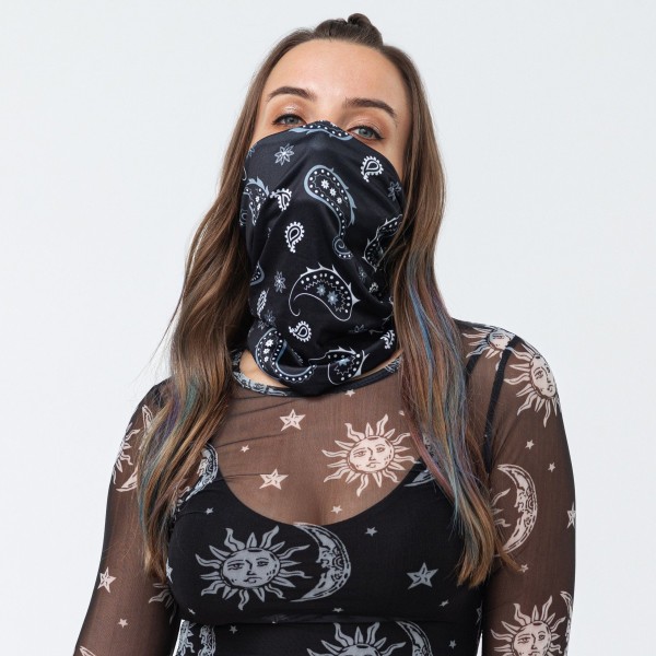 Masque bandana - Motif cachemire fleuri noir (Disponible en ligne seulement)