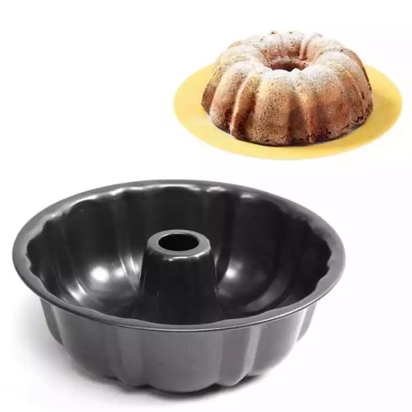 A La Cuisine - Moule à Bundt antiadhésif