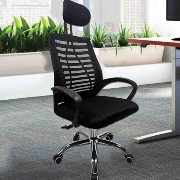 Chaise de bureau noire