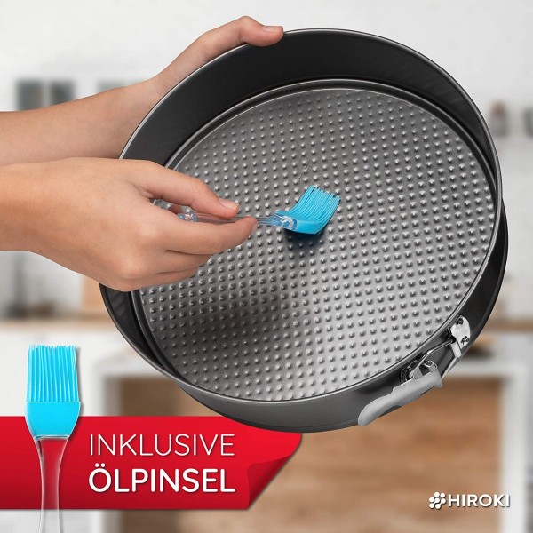 Moule pour la cuisson des gâteaux et boucle à ressort