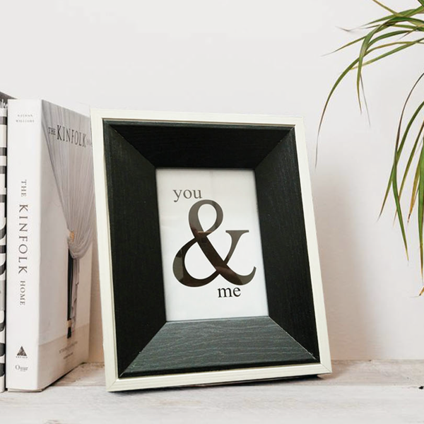 Lauren Taylor-Table top picture frame
