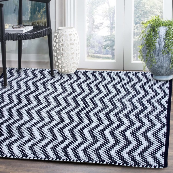 Anaya Zig Zag Chindi Rug