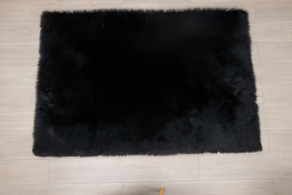 LAUREN TAYLOR - Faux Sheepskin