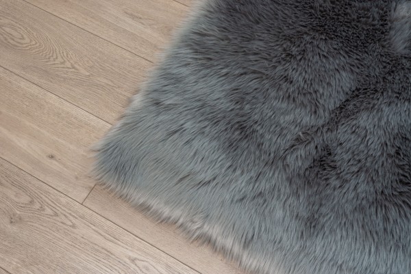 LAUREN TAYLOR - Faux Sheepskin
