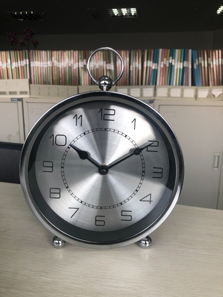 Horloge de table argent