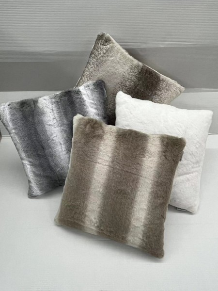 Coussins Thor en fausse fourrure 2Pk
