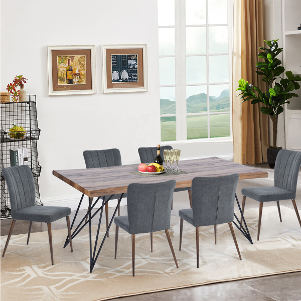 Table à manger en bois avec pieds en métal