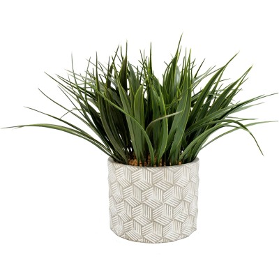 Plante artificielle dans un pot en ciment | motifs géométriques lignés