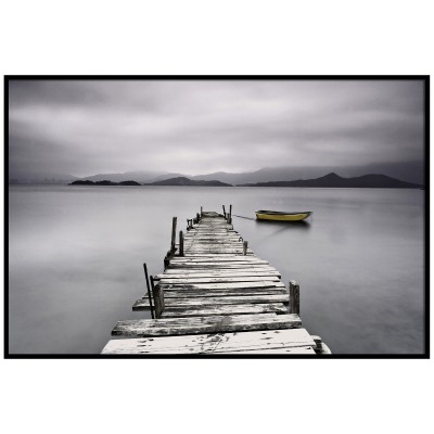 Tableau encadré - Jetée en bois foncé avec bateau