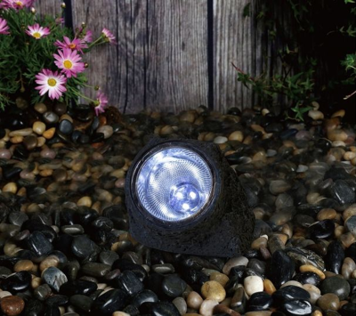 Lumière solaire de jardin de rocaille