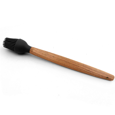 Massimo Silicone Brush With Acacia Handle