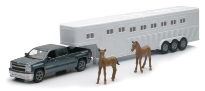 Chevrolet Silverado 1500 moulé sous pression avec remorque pour chevaux