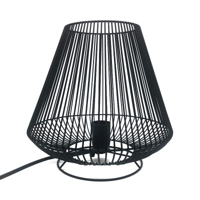 Lampe en fil de métal noir | Cône