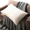 Lauren Taylor - Sherpa Pillow - Magasins Hart | Hart Stores