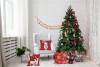 Snowflake Chenille Jacquard Cushion - Magasins Hart | Hart Stores