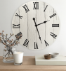 Lauren Taylor - Wood Clock - Magasins Hart | Hart Stores