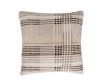 Le moyen idéal d'ajouter une touche de couleur et une touche de design en jetant simplement un oreiller. Découvrez ce coussin en velours Solid Velvet de Gouchee Home et procurez-vous une merveille élégante qui fera des miracles de décoration.