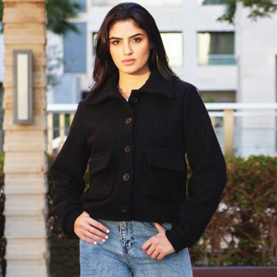 Veste bouclée boutonnée