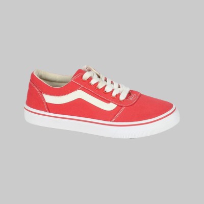  Lace up canvas shoes