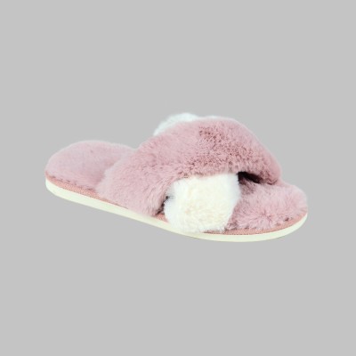 Criss Cross Upper Coral Fleece With Memory Foam 